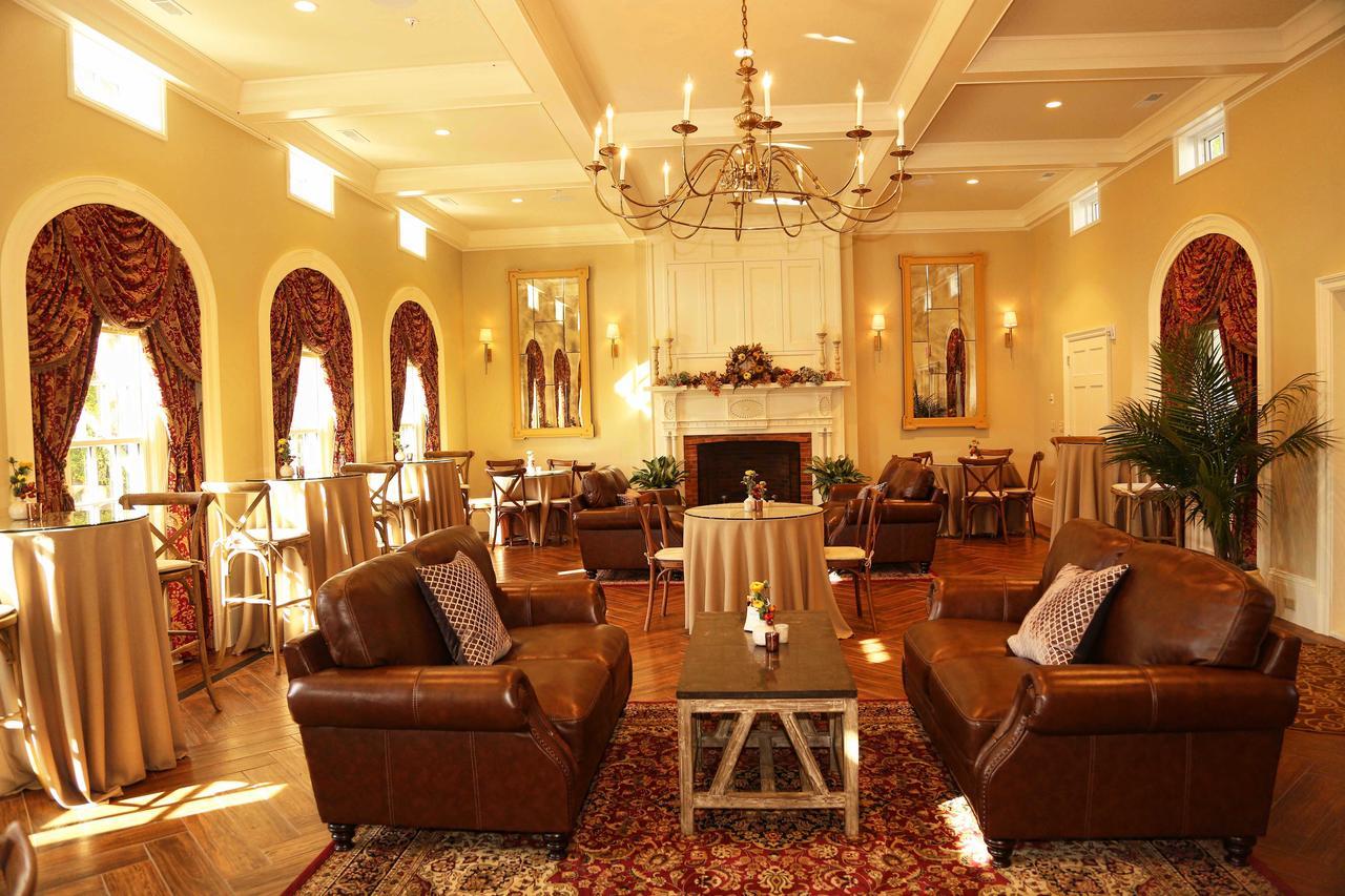 Peter Allen Inn & Event Center Kinsman Luaran gambar